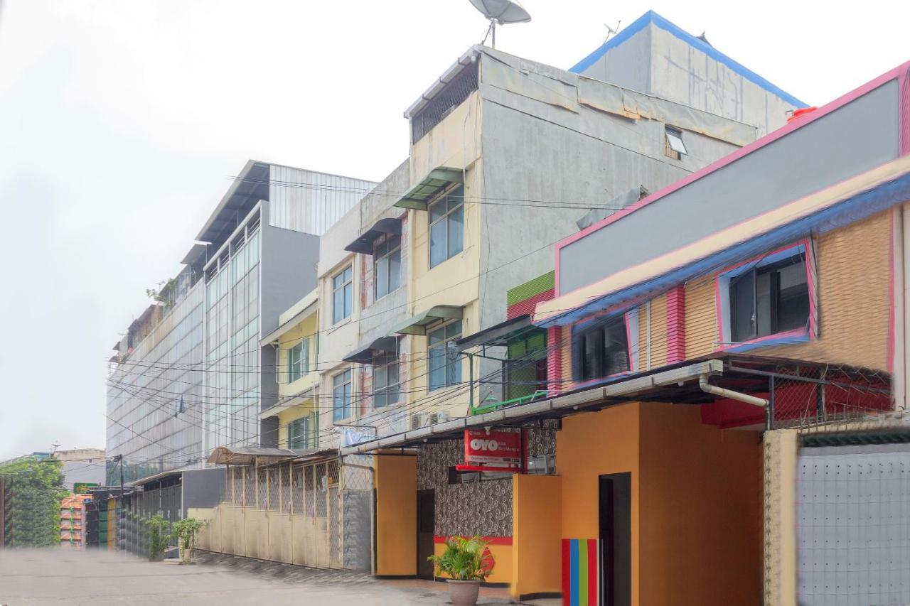 Oyo 649 K68 Residence Jakarta Ngoại thất bức ảnh